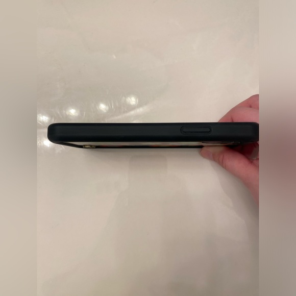 Wildflower Iphone 11 pro Case - Picture 4 of 7